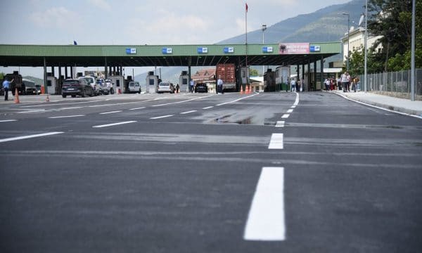 200 mijë qytetarë kaluan kufirin Kosovë Shqipëri javën e kaluar