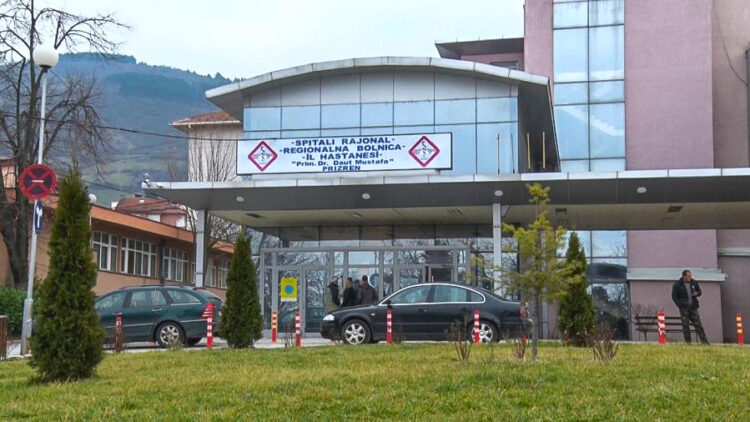 Vdes një grua në Spitalin e Prizrenit, Policia nis hetimet